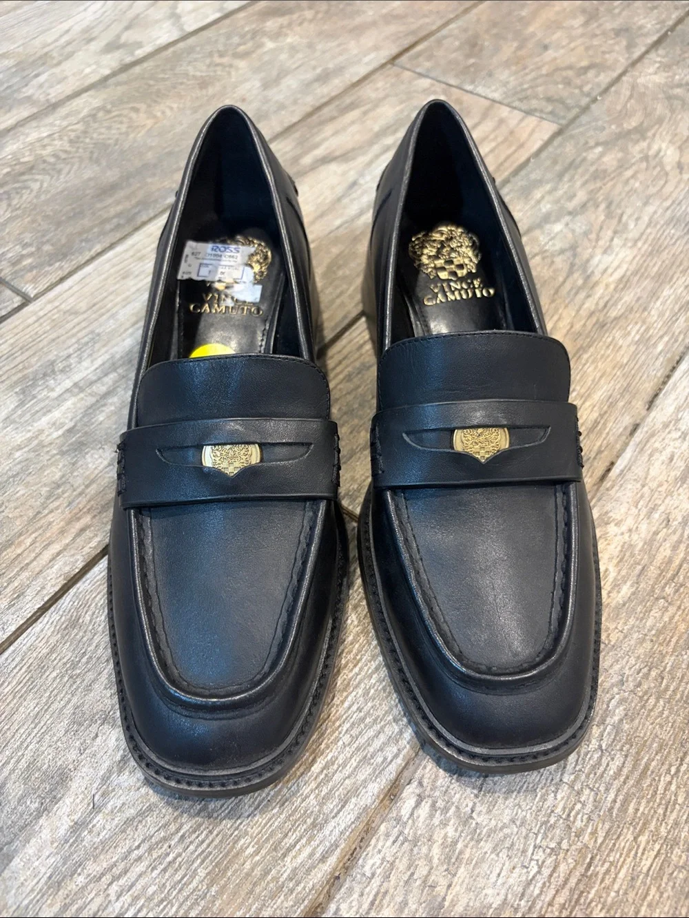 NWOB Vince Camuto Erinesa Block Leather Penny Loafers with Gold Accent